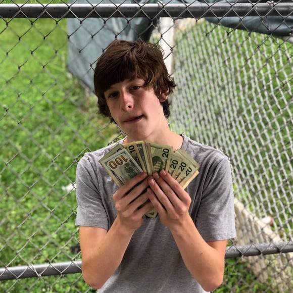 Meet your Posher, David - Picture 1 of 1